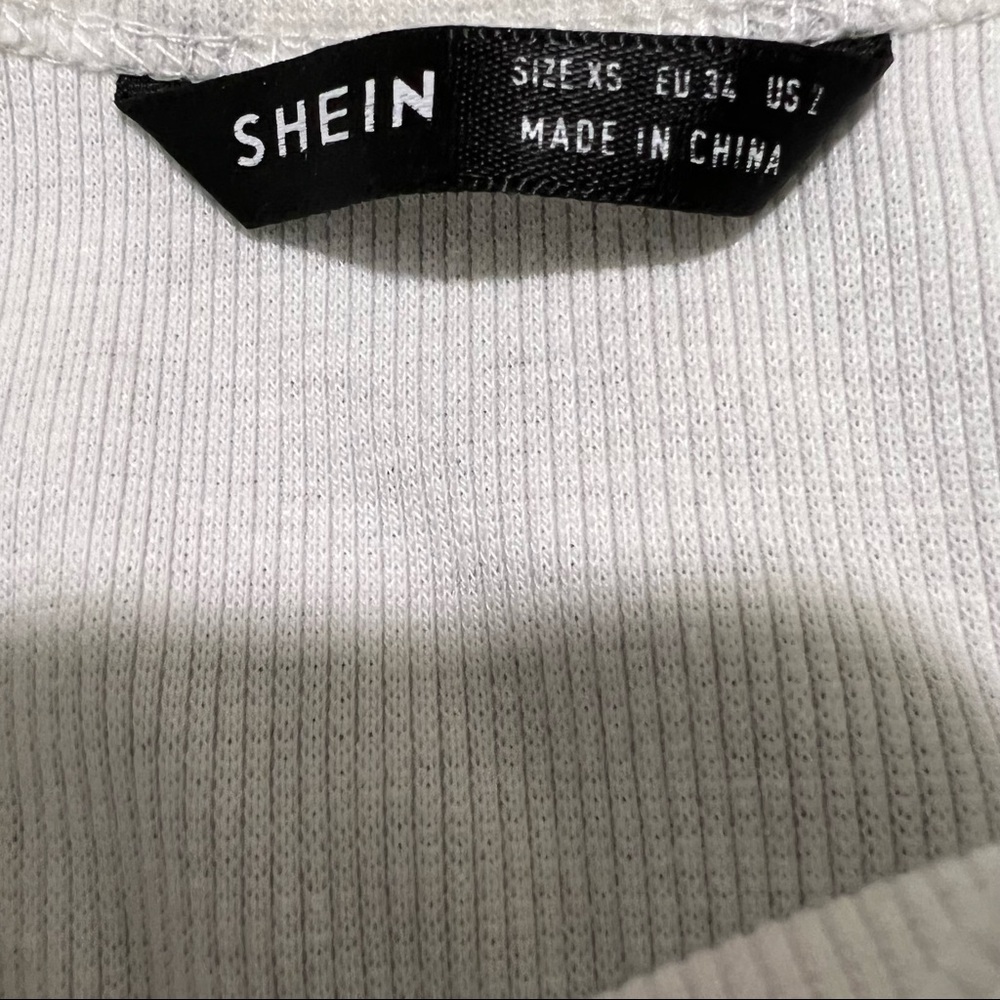 SHEIN Angle-Devil Cropped Tank - Picture 3 of 3